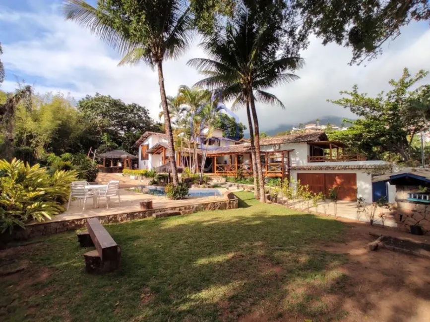 Foto 1 de Casa com 5 quartos à venda, 345m2 em Ilhabela - SP