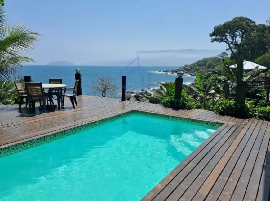 Foto 1 de Casa de Condomínio com 2 quartos à venda, 153m2 em Ilhabela - SP