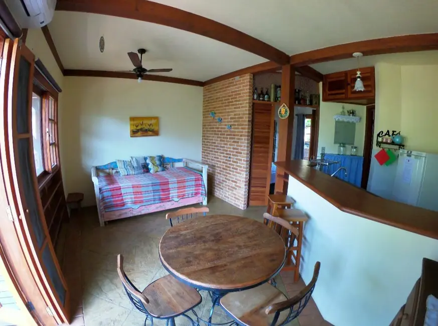 Foto 4 de Casa de Condomínio com 1 quarto à venda, 44m2 em Ilhabela - SP