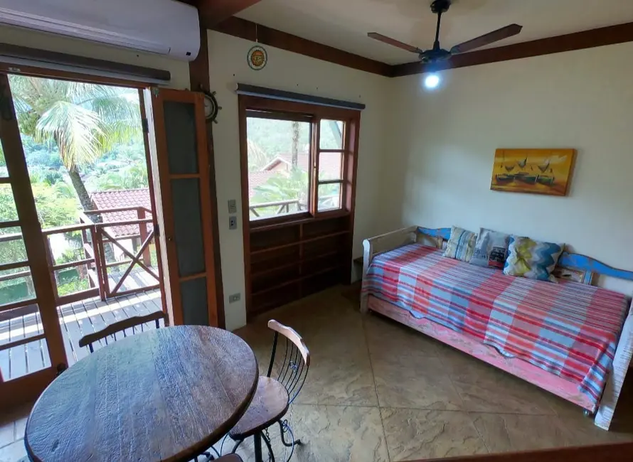 Foto 2 de Casa de Condomínio com 1 quarto à venda, 44m2 em Ilhabela - SP