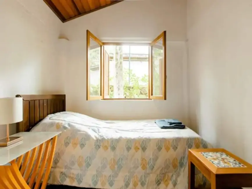 Foto 7 de Casa com 4 quartos para alugar, 240m2 em Ilhabela - SP