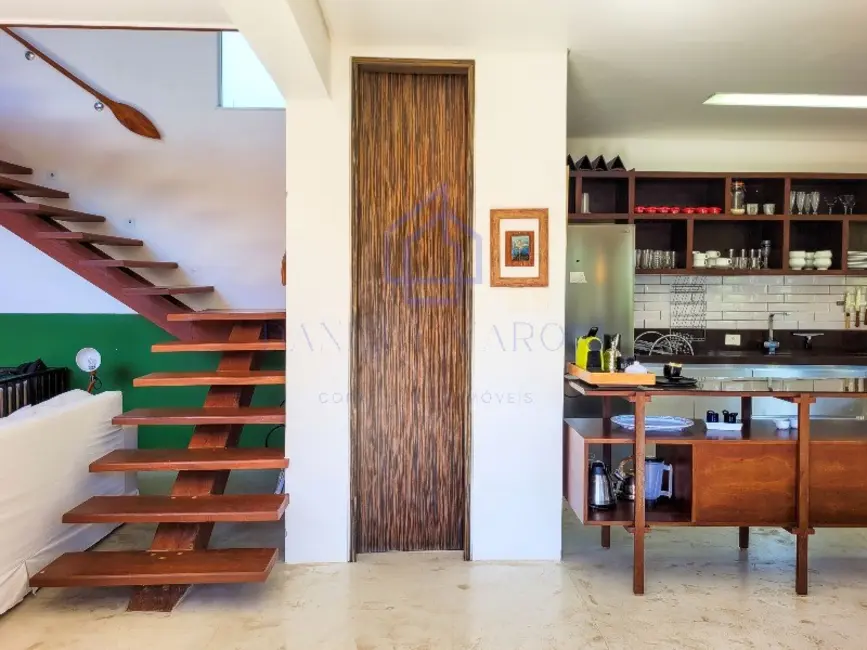 Foto 9 de Casa de Condomínio com 2 quartos à venda, 163m2 em Ilhabela - SP