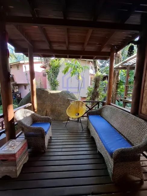 Foto 2 de Casa de Condomínio com 3 quartos à venda, 120m2 em Ilhabela - SP