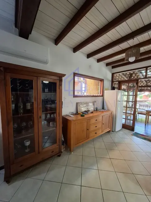 Foto 5 de Casa de Condomínio com 3 quartos à venda, 120m2 em Ilhabela - SP