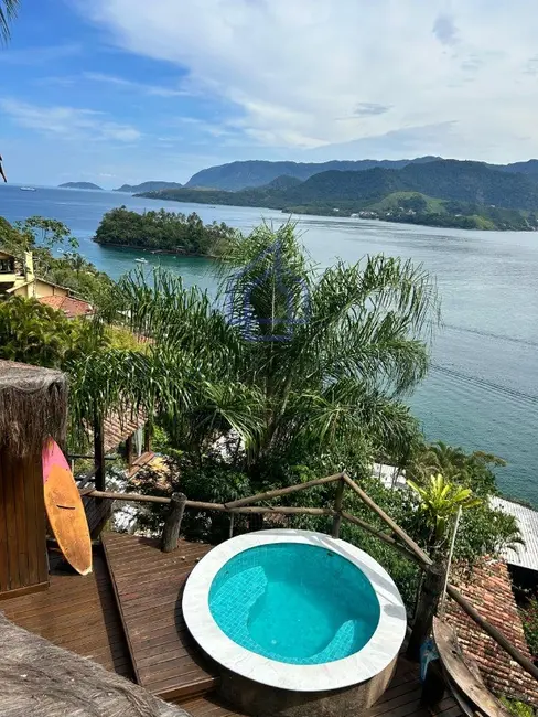 Foto 1 de Casa de Condomínio à venda, 124m2 em Ilhabela - SP
