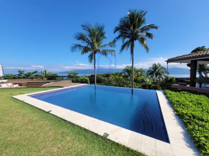 Foto 1 de Casa com 7 quartos à venda, 514m2 em Ilhabela - SP