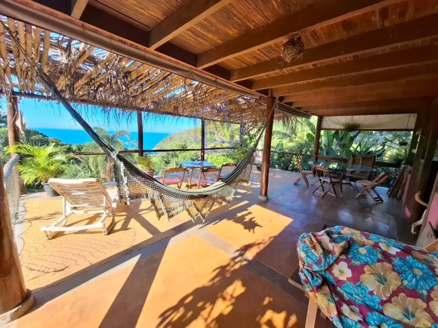 Foto 8 de Casa com 2 quartos à venda, 200m2 em Ilhabela - SP