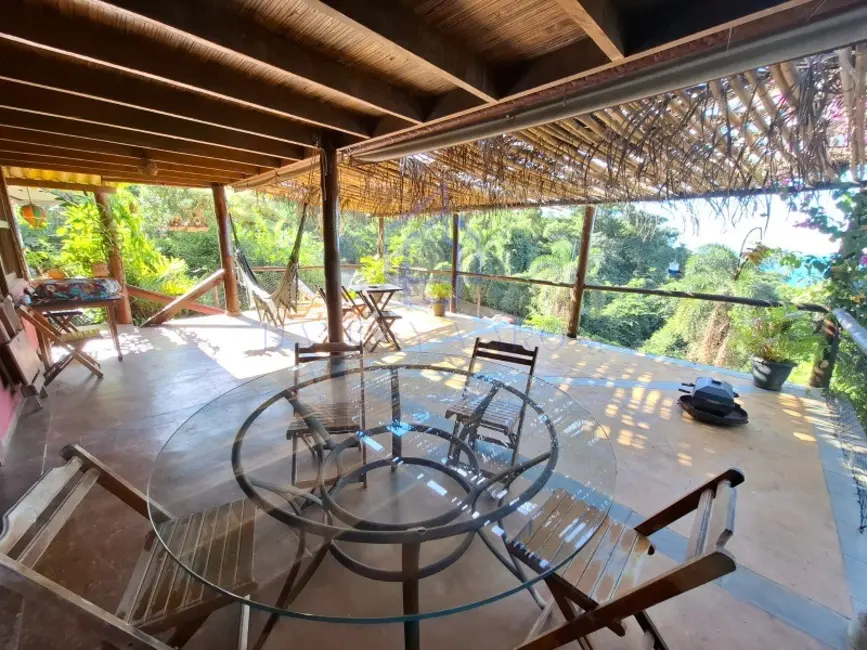 Foto 9 de Casa com 2 quartos à venda, 200m2 em Ilhabela - SP