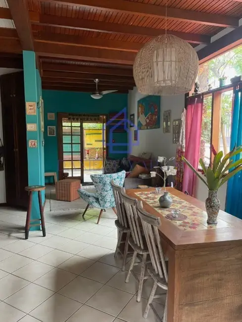 Casa de Condomínio com 3 quartos para alugar, 120m2 em Ilhabela - SP - imagem 2 Foto 2 de Casa de Condomínio com 3 quartos para alugar, 120m2 em Ilhabela - SP