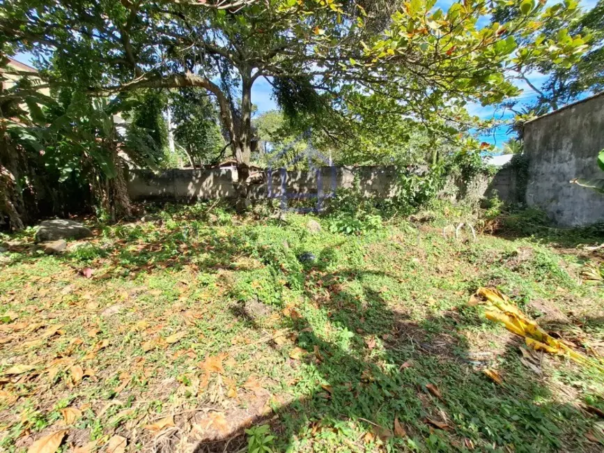 Foto 1 de Terreno / Lote à venda, 449m2 em Ilhabela - SP