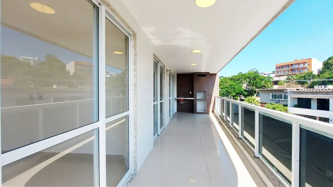 Foto 4 de Apartamento com 4 quartos à venda, 150m2 em Jardim Guanabara, Rio De Janeiro - RJ