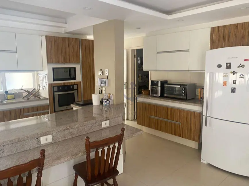 Foto 9 de Casa com 4 quartos à venda, 380m2 em Jardim Guanabara, Rio De Janeiro - RJ
