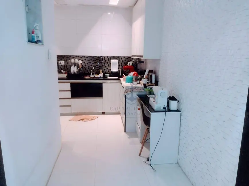 Apartamento com 2 quartos à venda, 60m2 em Cacuia, Rio De Janeiro - RJ - imagem 7 Foto 7 de Apartamento com 2 quartos à venda, 60m2 em Cacuia, Rio De Janeiro - RJ