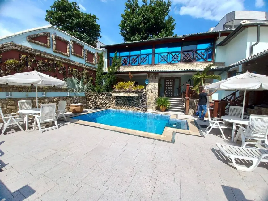 Casa com 4 quartos à venda, 583m2 em Jardim Guanabara, Rio De Janeiro - RJ - imagem 1 Foto 1 de Casa com 4 quartos à venda, 583m2 em Jardim Guanabara, Rio De Janeiro - RJ