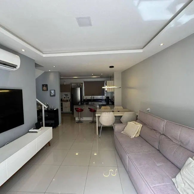 Foto 3 de Casa com 2 quartos à venda, 103m2 em Jardim Carioca, Rio De Janeiro - RJ