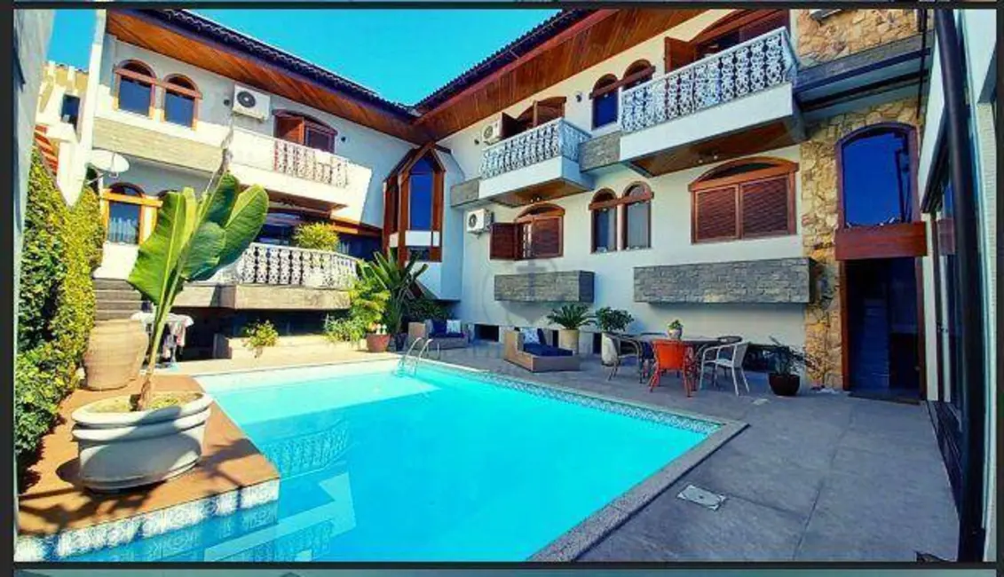 Casa à venda, 617m2 em Jardim Guanabara, Rio De Janeiro - RJ - imagem 1 Foto 1 de Casa à venda, 617m2 em Jardim Guanabara, Rio De Janeiro - RJ