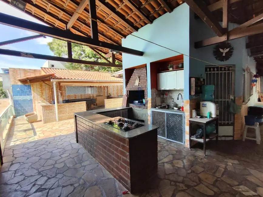 Casa com 3 quartos à venda, 350m2 em Freguesia (Ilha do Governador), Rio De Janeiro - RJ - imagem 7 Foto 7 de Casa com 3 quartos à venda, 350m2 em Freguesia (Ilha do Governador), Rio De Janeiro - RJ