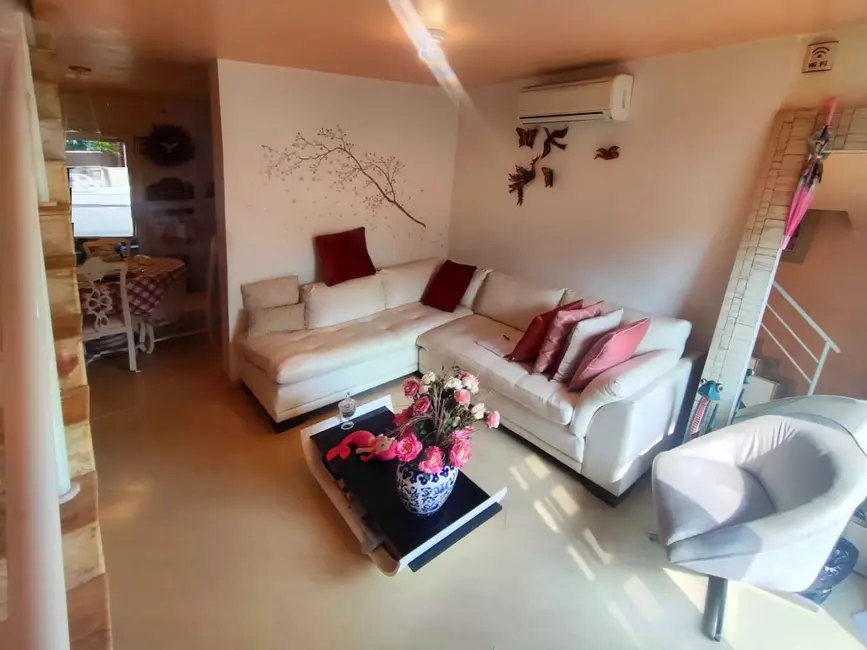 Foto 4 de Casa com 3 quartos à venda, 160m2 em Portuguesa, Rio De Janeiro - RJ