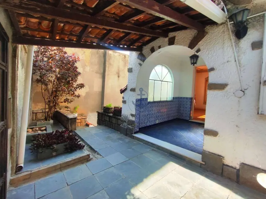 Casa com 6 quartos à venda em Tijuca, Rio De Janeiro - RJ - imagem 1 Foto 1 de Casa com 6 quartos à venda em Tijuca, Rio De Janeiro - RJ