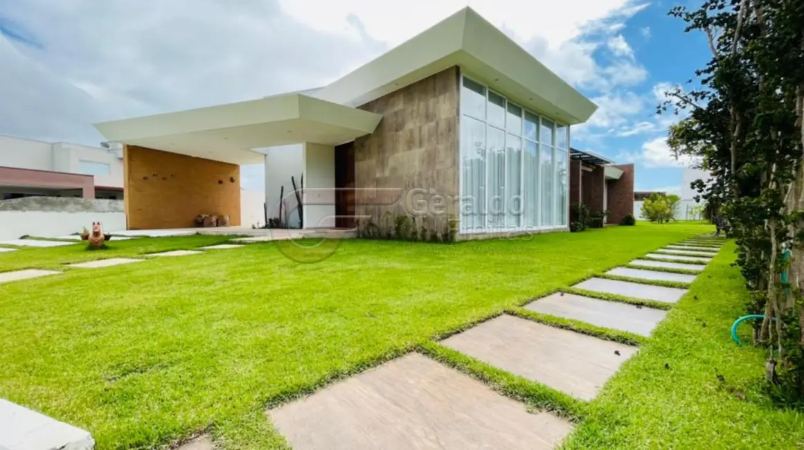 Foto 1 de Casa de Condomínio com 4 quartos à venda, 289m2 em Paripueira - AL