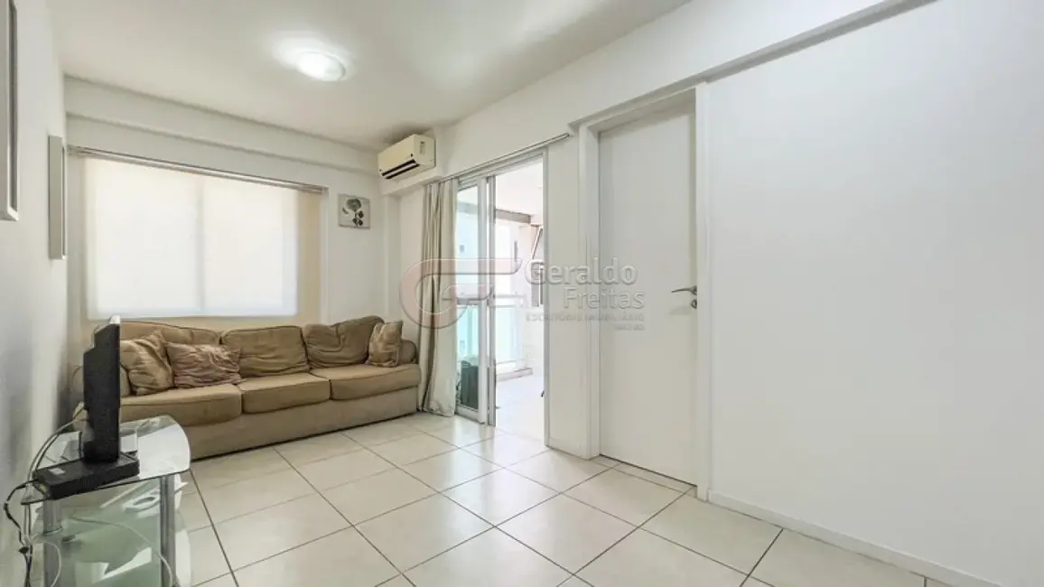 Foto 2 de Apartamento com 1 quarto à venda, 41m2 em Maceio - AL
