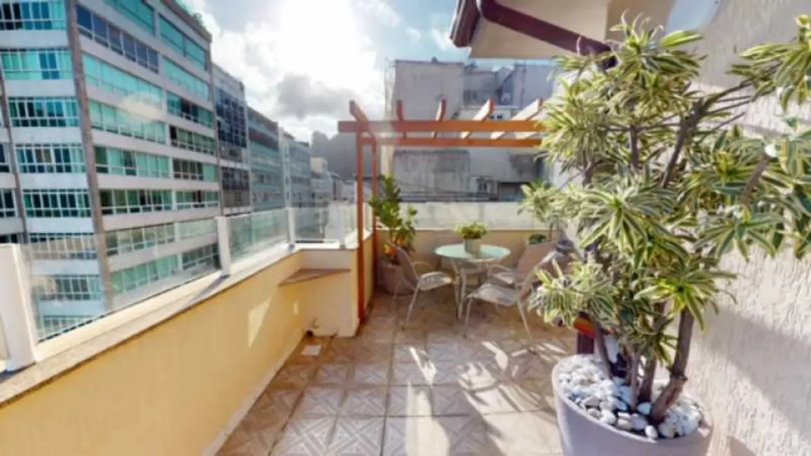 Foto 4 de Cobertura com 3 quartos à venda, 165m2 em Rio De Janeiro - RJ