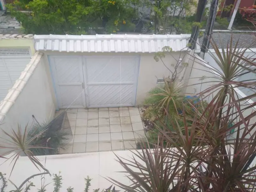 Foto 2 de Casa de Condomínio com 2 quartos à venda, 200m2 em Rio De Janeiro - RJ