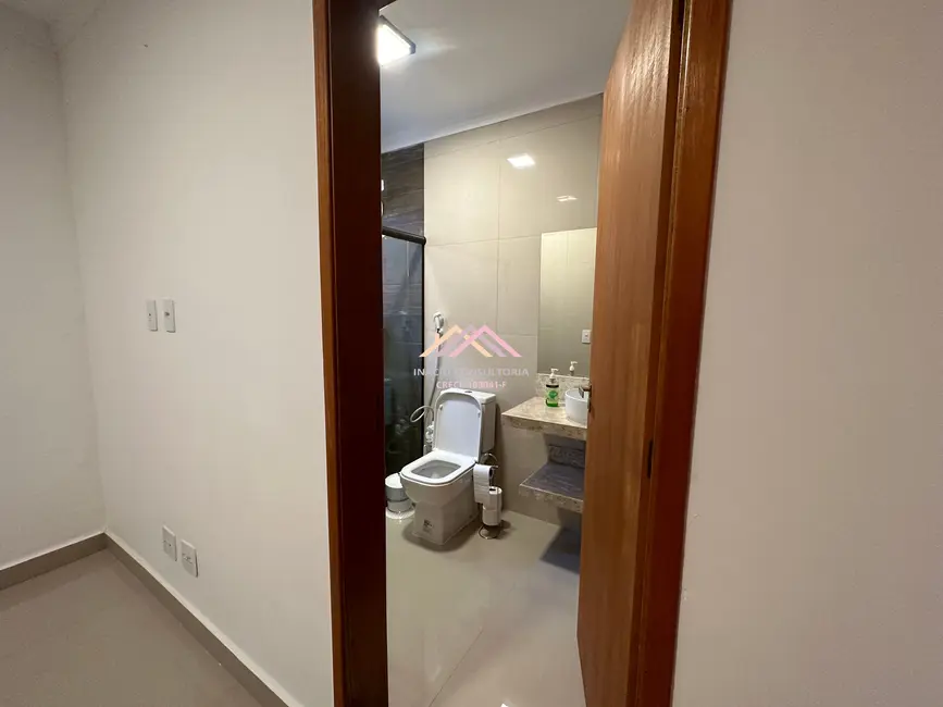 Foto 8 de Casa de Condomínio com 3 quartos à venda e para alugar, 226m2 em Taipas De Pedras (Mailasqui), Sao Roque - SP