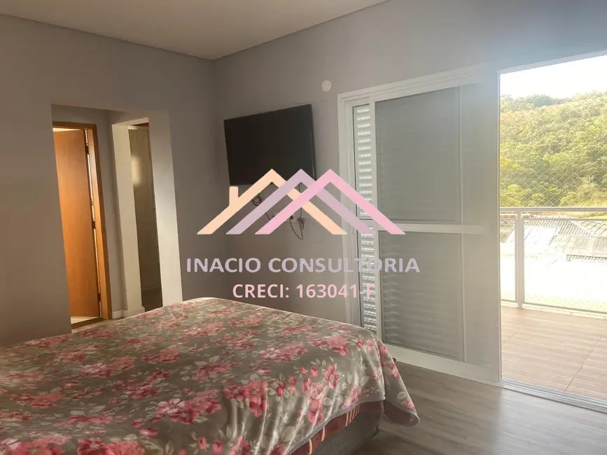 Foto 7 de Casa com 3 quartos à venda, 277m2 em Taipas De Pedras (Mailasqui), Sao Roque - SP