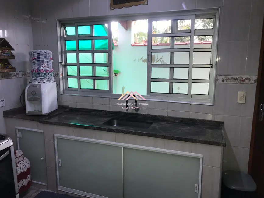 Casa com 4 quartos à venda, 220m2 em Mairinque - SP - imagem 4 Foto 4 de Casa com 4 quartos à venda, 220m2 em Mairinque - SP