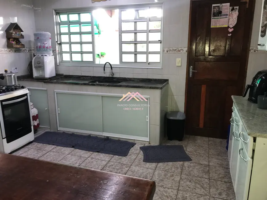 Casa com 4 quartos à venda, 220m2 em Mairinque - SP - imagem 5 Foto 5 de Casa com 4 quartos à venda, 220m2 em Mairinque - SP