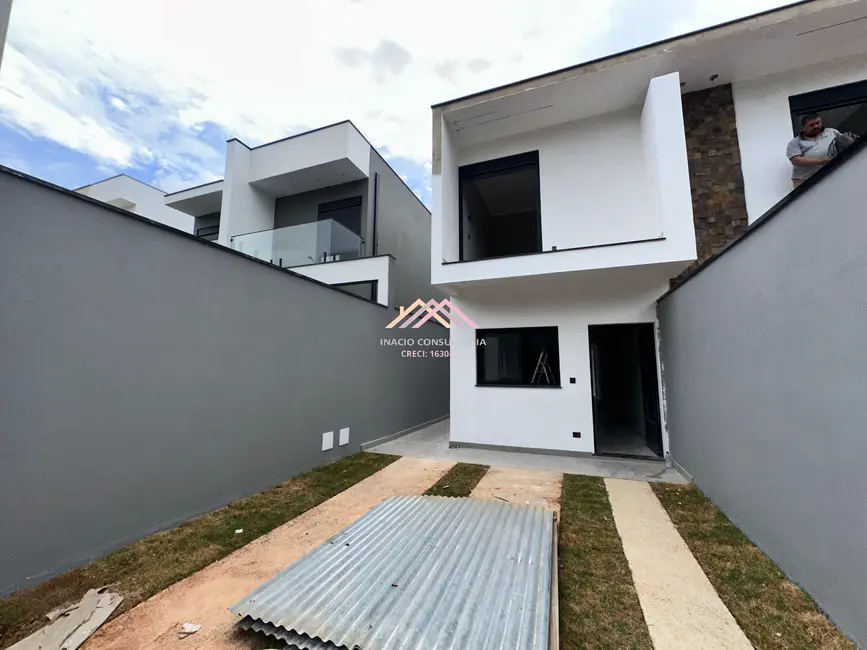 Foto 2 de Casa com 3 quartos à venda, 140m2 em Jardim Flórida, Sao Roque - SP