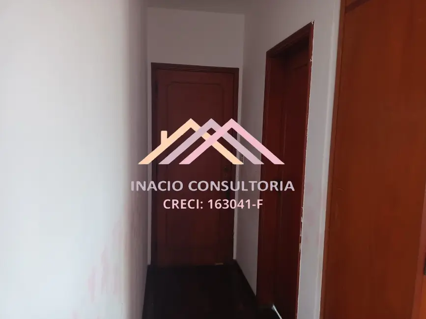 Foto 6 de Casa com 3 quartos à venda, 184m2 em Estação, Sao Roque - SP