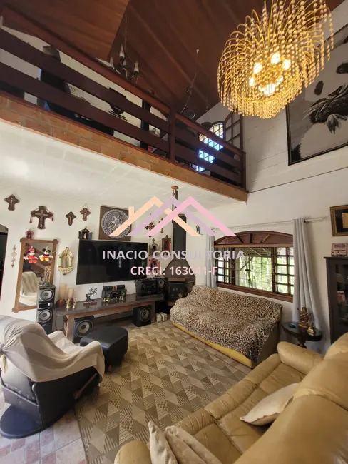 Chácara com 4 quartos à venda, 260m2 em Mairinque - SP - imagem 9 Foto 9 de Chácara com 4 quartos à venda, 260m2 em Mairinque - SP