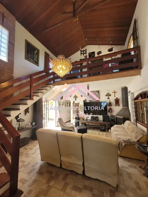 Chácara com 4 quartos à venda, 260m2 em Mairinque - SP - imagem 7 Foto 7 de Chácara com 4 quartos à venda, 260m2 em Mairinque - SP