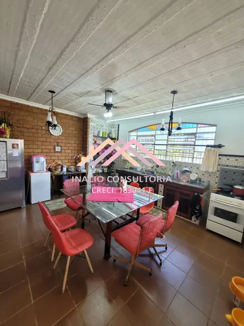 Chácara com 4 quartos à venda, 260m2 em Mairinque - SP - imagem 5 Foto 5 de Chácara com 4 quartos à venda, 260m2 em Mairinque - SP