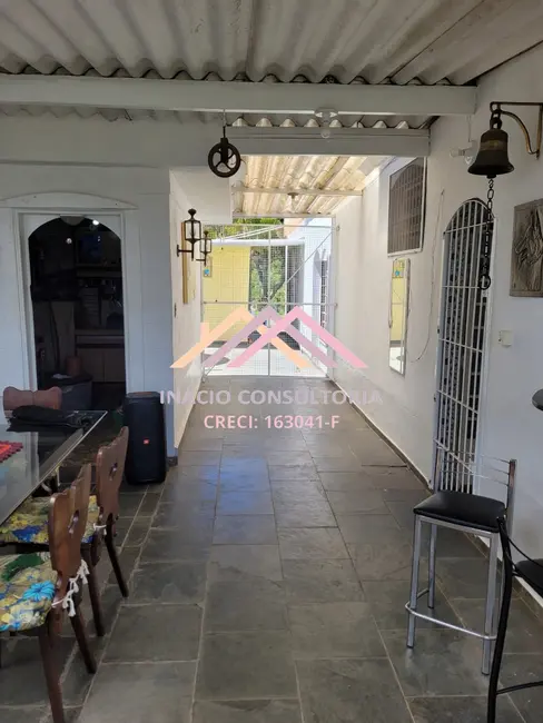 Chácara com 4 quartos à venda, 260m2 em Mairinque - SP - imagem 4 Foto 4 de Chácara com 4 quartos à venda, 260m2 em Mairinque - SP