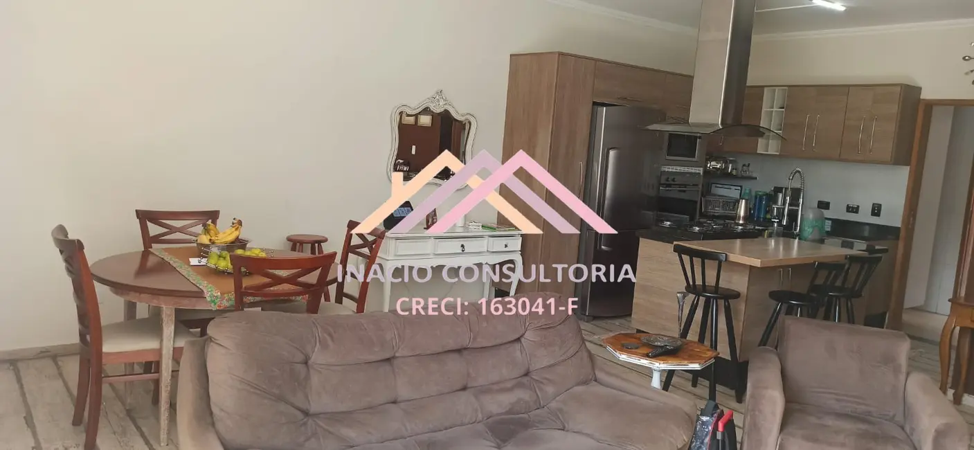 Foto 2 de Casa de Condomínio com 3 quartos à venda, 247m2 em Jardim Boa Vista, Sao Roque - SP