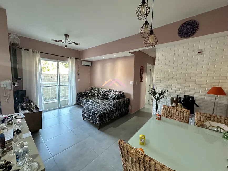 Foto 1 de Apartamento com 2 quartos à venda, 52m2 em Jardim Maria Trindade, Sao Roque - SP