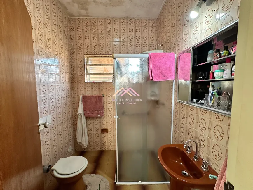 Foto 8 de Casa com 2 quartos à venda, 130m2 em Jardim Carambeí, Sao Roque - SP