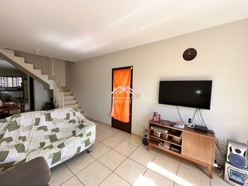 Foto 2 de Casa com 3 quartos à venda, 169m2 em Jardim Villaça, Sao Roque - SP