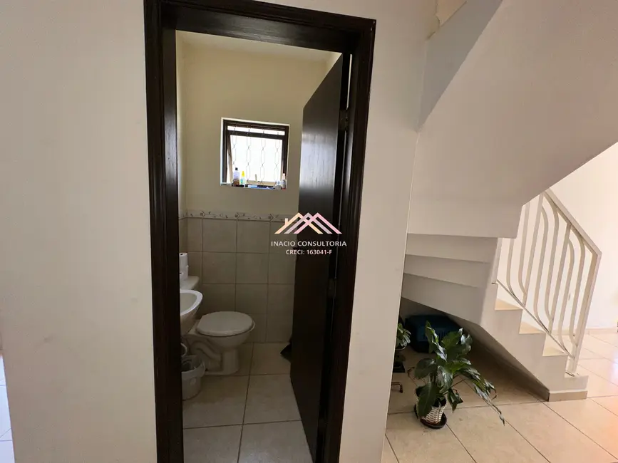 Foto 3 de Casa com 3 quartos à venda, 169m2 em Jardim Villaça, Sao Roque - SP