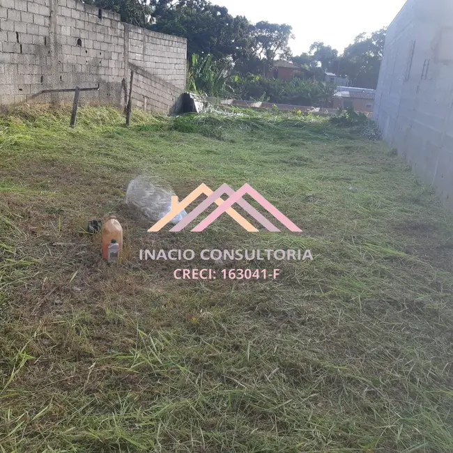 Foto 1 de Terreno / Lote à venda, 500m2 em Parque Varanguera, Sao Roque - SP