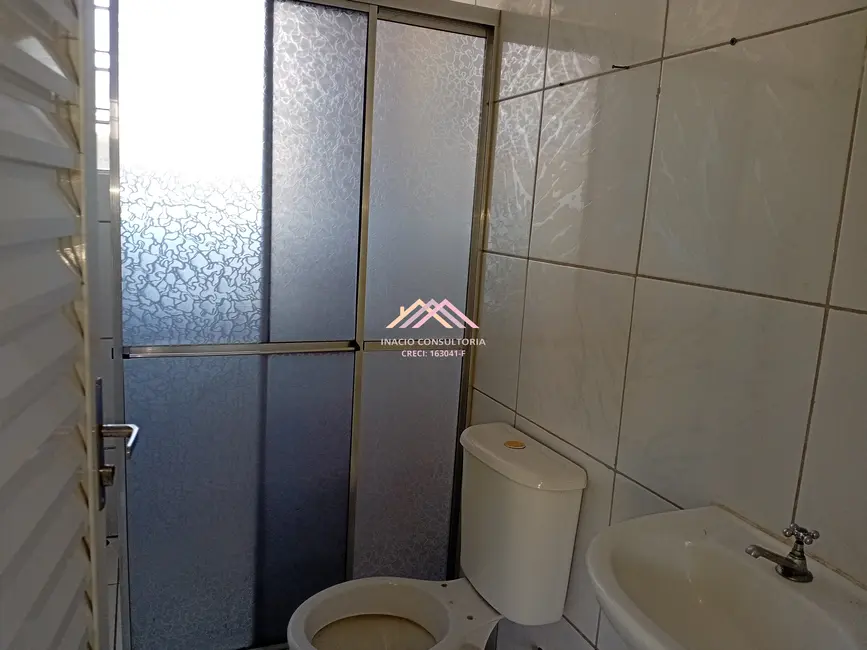 Foto 7 de Apartamento com 2 quartos para alugar, 46m2 em Jardim Carambeí, Sao Roque - SP