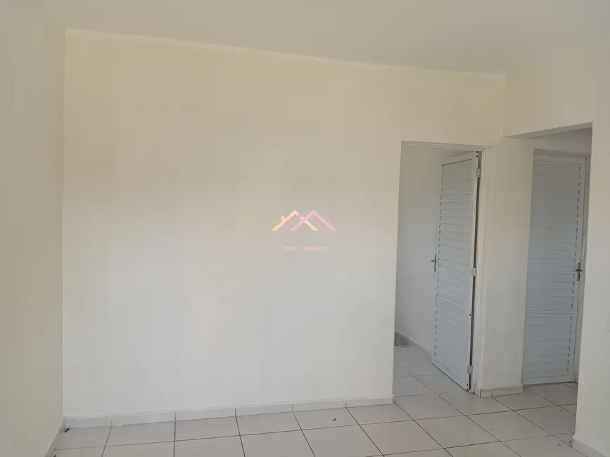 Foto 4 de Apartamento com 2 quartos para alugar, 46m2 em Jardim Carambeí, Sao Roque - SP