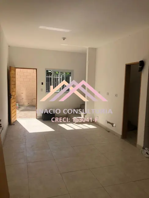 Casa com 2 quartos à venda, 62m2 em Mairinque - SP - imagem 3 Foto 3 de Casa com 2 quartos à venda, 62m2 em Mairinque - SP