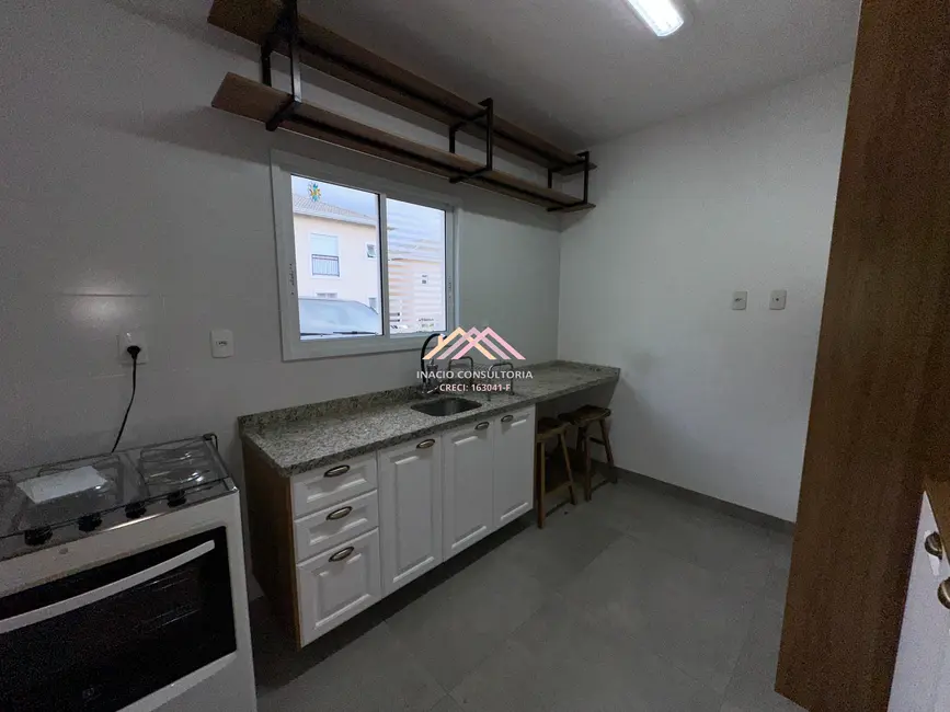 Foto 4 de Casa de Condomínio com 3 quartos à venda, 100m2 em Bairro do Cambará, Sao Roque - SP