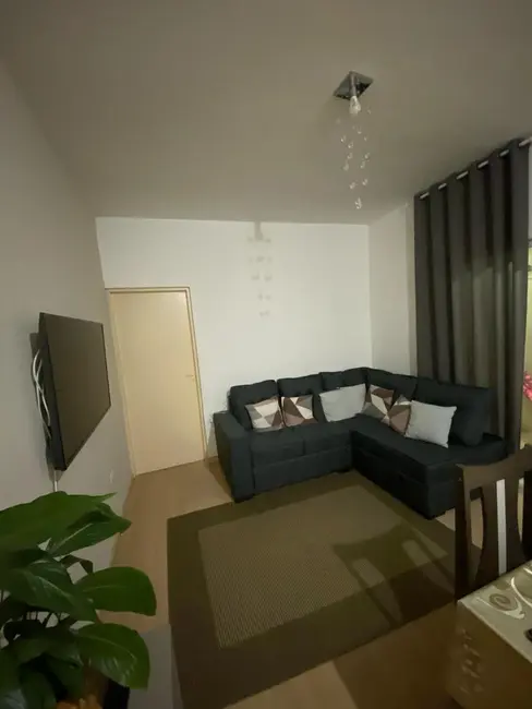 Casa com 2 quartos à venda, 80m2 em Mairinque - SP - imagem 2 Foto 2 de Casa com 2 quartos à venda, 80m2 em Mairinque - SP
