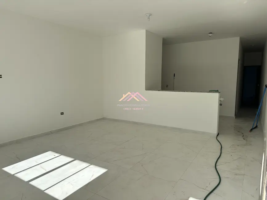 Casa com 2 quartos à venda, 70m2 em Jardim Vinhas Do Sol (Mailasqui), Sao Roque - SP - imagem 3 Foto 3 de Casa com 2 quartos à venda, 70m2 em Jardim Vinhas Do Sol (Mailasqui), Sao Roque - SP