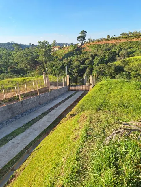 Chácara com 4 quartos à venda, 303m2 em Recanto das Acácias, Sao Roque - SP - imagem 8 Foto 8 de Chácara com 4 quartos à venda, 303m2 em Recanto das Acácias, Sao Roque - SP